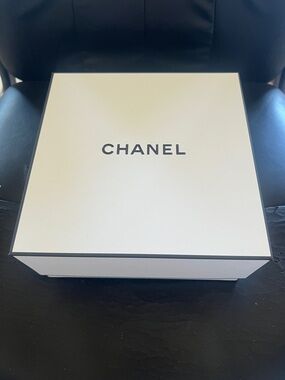 CHANEL Cream Box with Black Logo and Trim